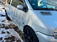 Gebraucht Renault Twingo 75 PS (55 kW) 2001 Grau Kleinwagen