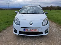 Gebraucht Renault Twingo 75 PS (55 kW) 2011 Gletscherweiss Kleinwagen