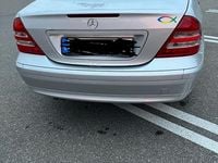 Gebraucht Mercedes C180 Classic 143 PS (105 kW) 2002 Silber Limousine