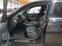 Gebraucht BMW 320 Luxury Line 190 PS (139 kW) 2020 Saphirschwarz metallic Kombi