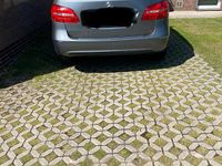 Gebraucht Mercedes B180 122 PS (89 kW) 2013 Grau Van / Kleinbus