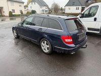 Gebraucht Mercedes C220 170 PS (125 kW) 2012 Cavansitblau Kombi