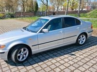 Gebraucht BMW 325 192 PS (141 kW) 2001 Silber Limousine
