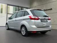 Gebraucht Ford Grand C-Max Titanium 150 PS (110 kW) 2018 Silber Van / Kleinbus
