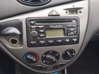 gebraucht Ford Focus 1,6 Ambiente Ambiente