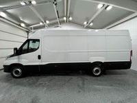 Gebraucht Iveco Daily 156 PS (114 kW) 2024 Weiss Van