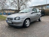 Second-hand Opel Corsa 70 CP (51 kW) 1995 Argintiu Hatchback