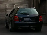 Używany Audi S4 Basis 265 KM (194 kW) 1999 Niebieski Kombi