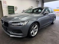 Gebraucht Volvo V90 Momentum 235 PS (172 kW) 2018 Grau Kombi
