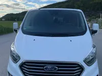 Gebraucht Ford Tourneo Titanium 170 PS (125 kW) 2018 Weiß Van / Kleinbus
