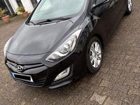 Gebraucht Hyundai i30 Edition 110 PS (80 kW) 2014 Schwarz Limousine