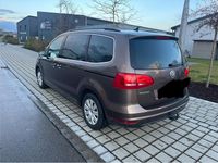 Gebraucht VW Sharan 140 PS (102 kW) 2013 Braun Van / Kleinbus