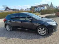 Gebraucht Ford Focus Champions Edition 125 PS (91 kW) 2013 Schwarz Limousine
