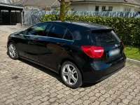 Gebraucht Mercedes A180 122 PS (89 kW) 2013 Schwarz Kleinwagen