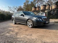 Gebraucht Mercedes E300 231 PS (169 kW) 2011 Grau Kombi