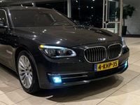 Gebraucht BMW 740 313 PS (230 kW) 2013 Grau Limousine