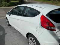 Gebraucht Ford Fiesta 90 PS (66 kW) 2009 Weiß