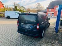 Neu Ford Tourneo Connect 116 PS (85 kW) 2025 Schwarz Van / Kleinbus