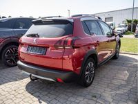 Gebraucht Peugeot 2008 Allure 114 PS (83 kW) 2019 Rot SUV