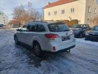 Gebraucht Subaru Outback Comfort 150 PS (110 kW) 2014 Weiß Kombi