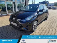 Gebraucht Hyundai i10 Trend 79 PS (58 kW) 2024 Schwarz Kleinwagen