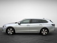 Gebraucht VW Passat Elegance 150 PS (110 kW) 2025 Oyster silver metallic Kombi