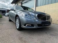 Gebraucht Mercedes E200 184 PS (135 kW) 2010 Silber Limousine