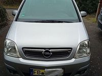 Gebraucht Opel Meriva Edition 90 PS (66 kW) 2009 Silber Van / Kleinbus