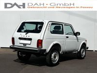 Second-hand Lada niva 83 CP (61 kW) 2016 Alb SUV