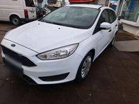 gebraucht Ford Focus mit neuem Zahnriemen und Inspektion