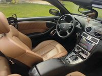 Gebraucht Mercedes CLK200 184 PS (135 kW) 2009 Schwarz Cabrio