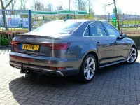 Gebraucht Audi A4 S-Line 150 PS (110 kW) 2019 Grau Limousine
