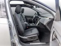 Gebraucht Land Rover Discovery Sport SE Dynamic 204 PS (150 kW) 2025 Hakuba silver SUV