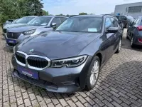 Gebraucht BMW 330 Advantage 286 PS (210 kW) 2022 Mineralgrau metallic Kombi