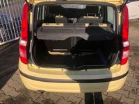 Gebraucht Fiat Panda Dynamic 69 PS (50 kW) 2011 Gelb Limousine