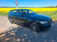 Gebraucht BMW 320 150 PS (110 kW) 2007 Schwarz Kombi