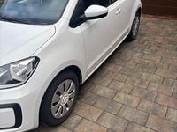 Second-hand VW up! 60 CP (44 kW) 2019 Alb Hatchback