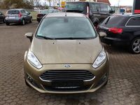 Gebraucht Ford Fiesta Titanium 82 PS (60 kW) 2015 Braun Limousine