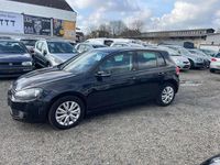 Gebraucht VW Golf VI Style 105 PS (77 kW) 2011 Deep black perleffekt Kleinwagen