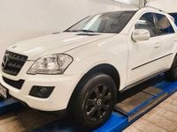 Gebraucht Mercedes ML320 224 PS (164 kW) 2008 Weiß SUV