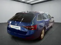 Gebraucht Skoda Superb 218 PS (160 kW) 2022 Blau Limousine