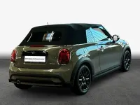 Gebraucht Mini Cooper Cabriolet Classic 136 PS (100 kW) 2022 Moonwalk grey Cabrio
