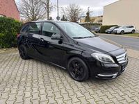 Gebraucht Mercedes B180 122 PS (89 kW) 2013 Schwarz Van / Kleinbus