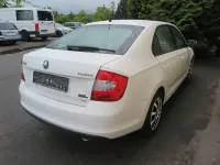 Gebraucht Skoda Rapid Ambition 86 PS (63 kW) 2014 Weiß Kleinwagen