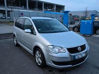 Gebraucht VW Touran 140 PS (102 kW) 2009 Silber Van / Kleinbus