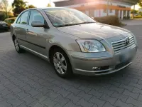 Gebraucht Toyota Avensis 146 PS (107 kW) 2005 Gold Limousine
