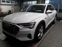 Gebraucht Audi e-tron Ambiente 230 kW (313 PS) 2023 Weiß SUV