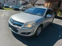 Gebraucht Opel Astra 110 PS (80 kW) 2010 Silber Kombi