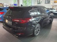 Gebraucht Ford Focus ST-Line 155 PS (114 kW) 2023 Schwarz Kombi