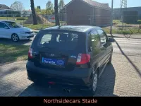 Gebraucht Hyundai Getz Basis 67 PS (49 kW) 2008 Schwarz Kleinwagen